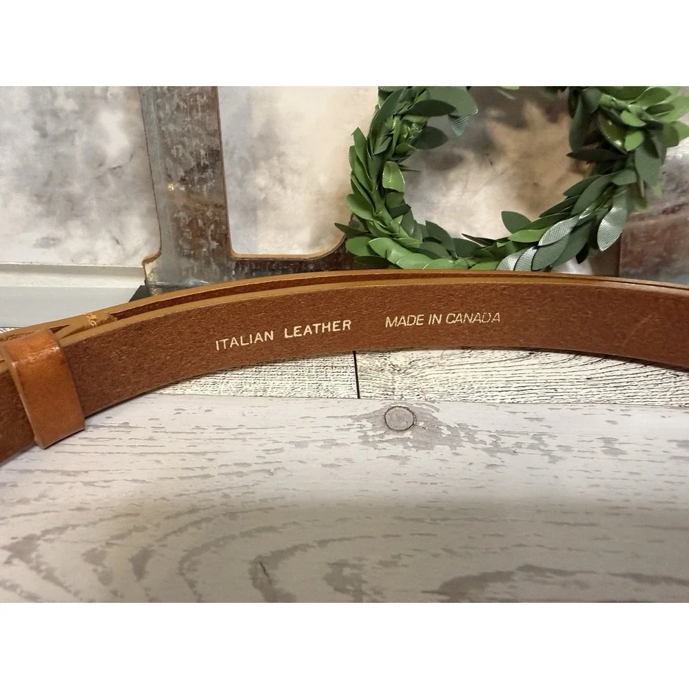 Chicos Italian Leather Brass Tone Waist Belt Size M/L Adjustable Hook Gemstones‎